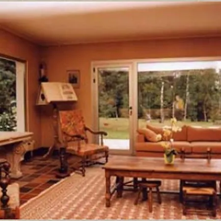 Résidence Clairbois, D'hôtes